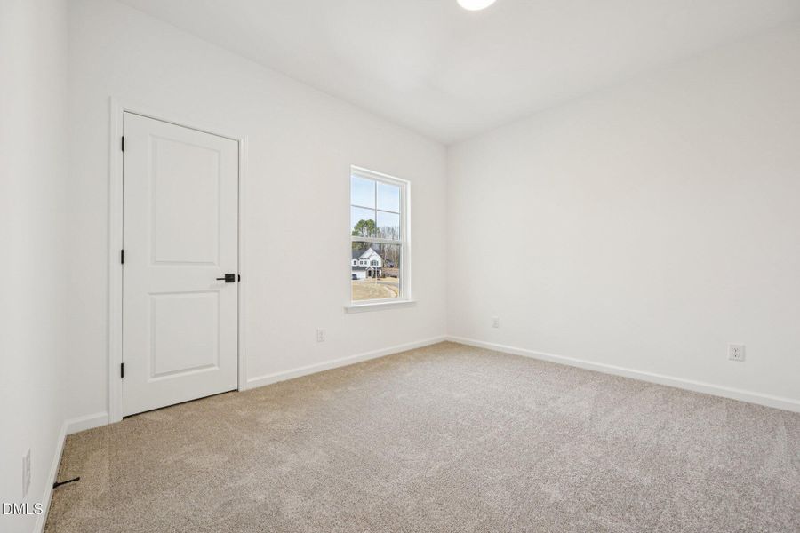 33-web-or-mls-Darius Ln-S0402-033