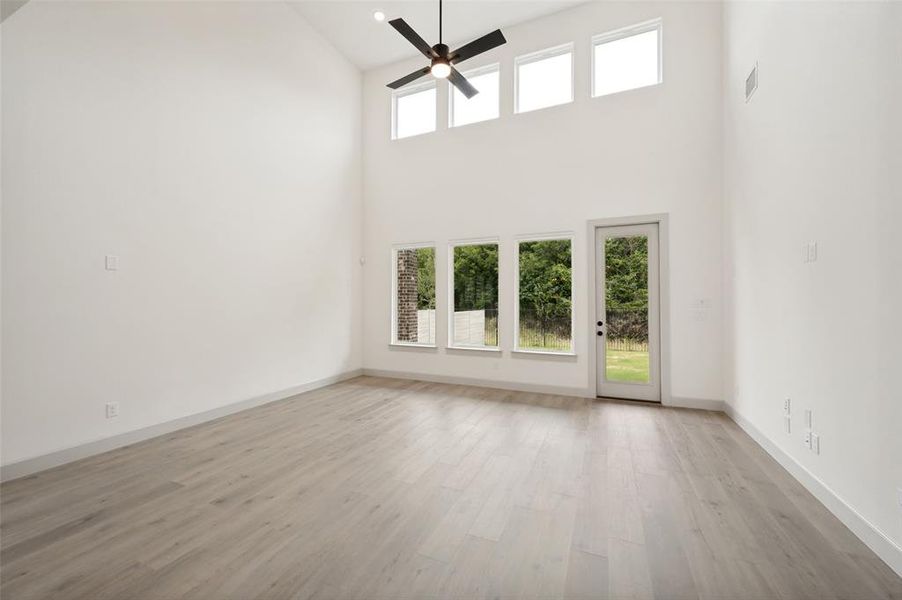 Spacious, unfurnished interior of a new home in , McKinney (Image 18).