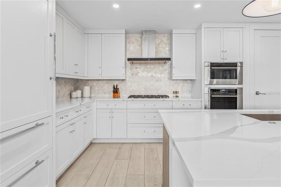 Furnished interior view inside a new home in , Sarasota (Image 6).