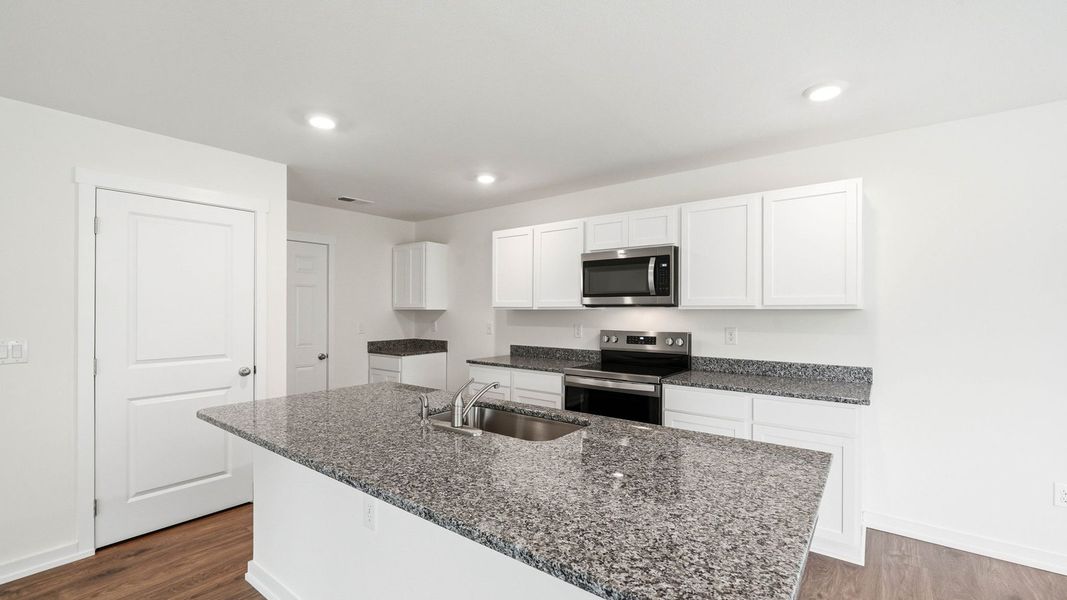 Furnished interior view inside a new home in Oak Hill, Vonore (Image 10).