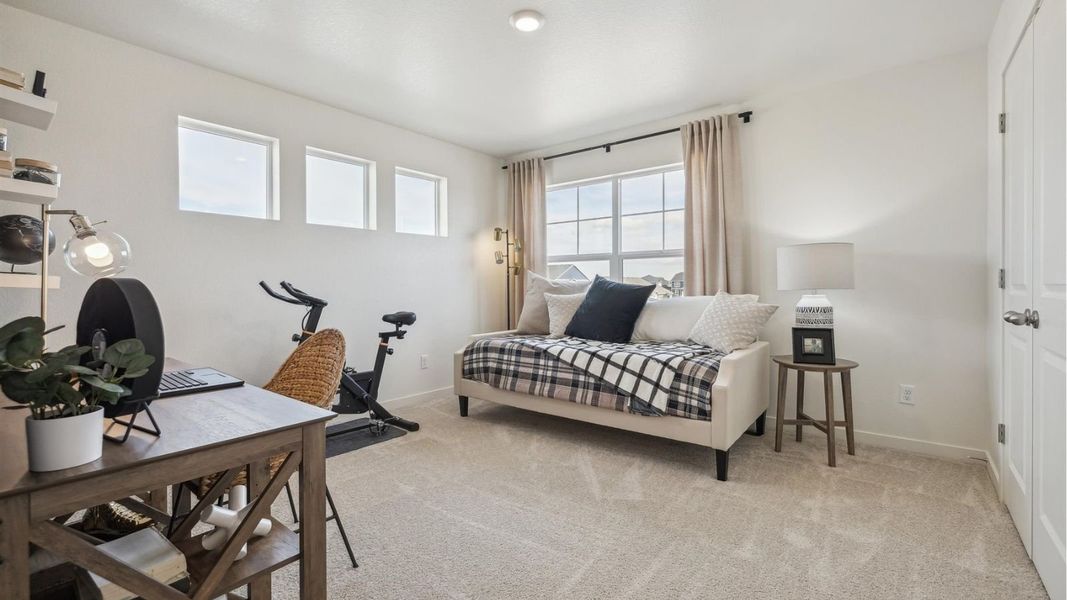 Furnished interior view inside a new home in Settlers Crossing, Commerce City (Image 19).