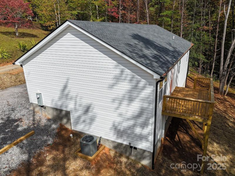 Image 43 of a home in . Image 43 of a home in .