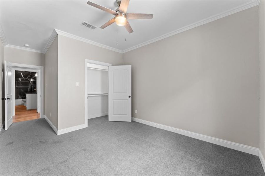 Spacious, unfurnished interior of a new home in , Dallas (Image 27).