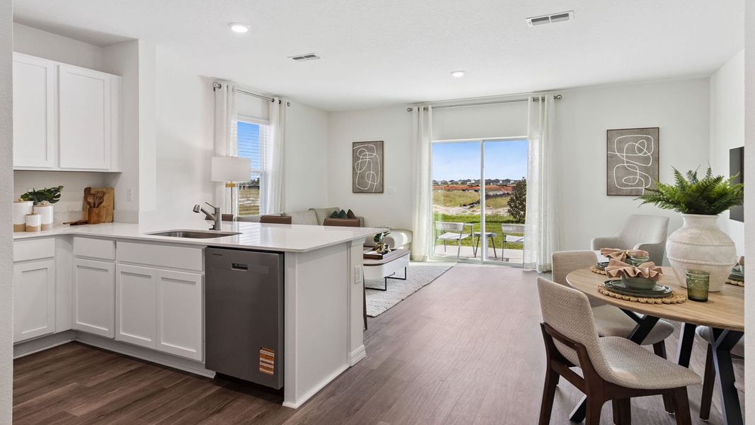 Furnished interior view inside a new home in Summerlin at Hawthorne Ranch, Lakeland (Image 7).