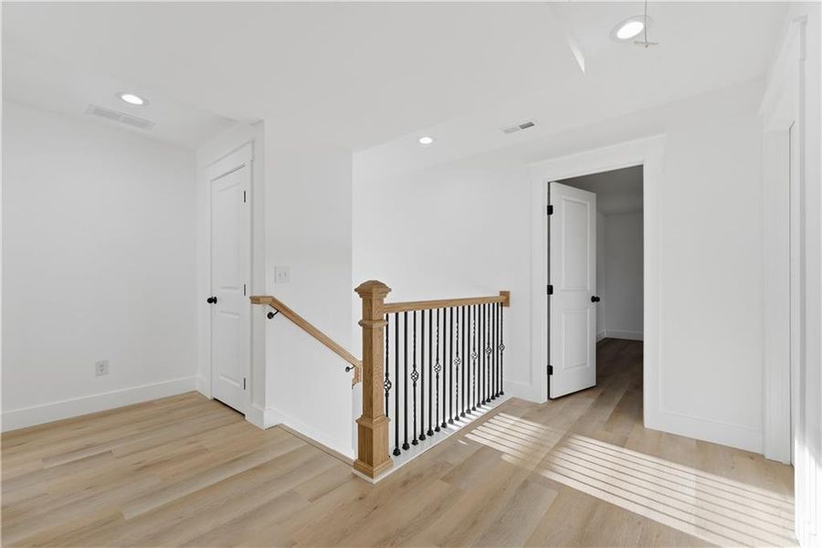 Spacious, unfurnished interior of a new home in , Acworth (Image 32). Spacious, unfurnished interior of a new home in , Acworth (Image 32).