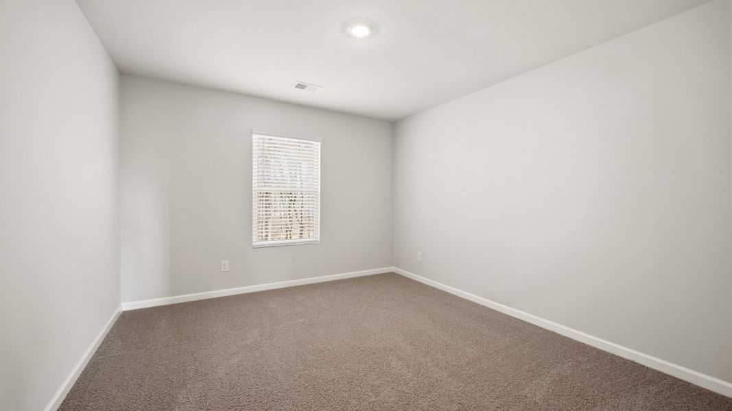 Spacious, unfurnished interior of a new home in Oakchase at Hampton, Hampton (Image 22).