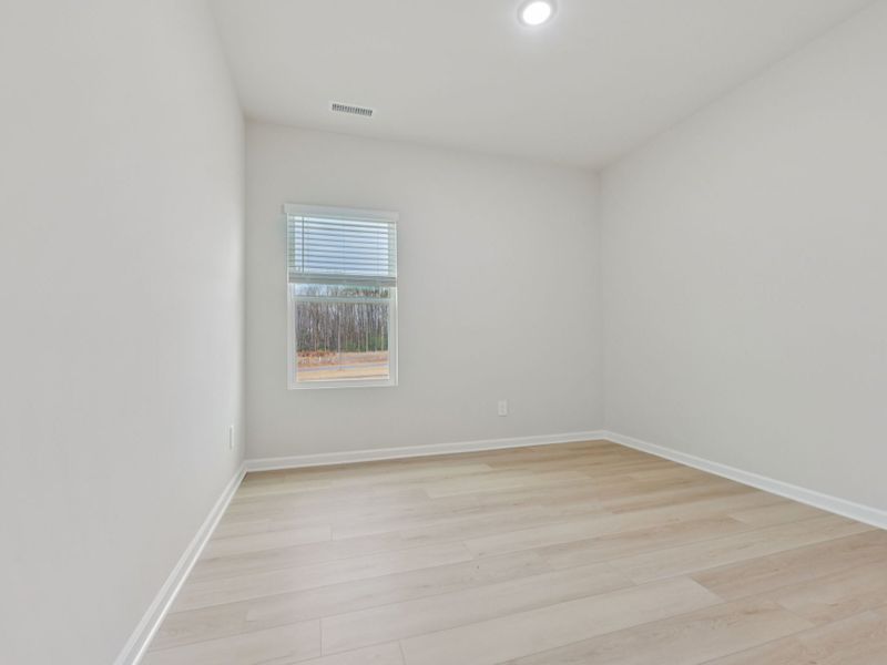 Spacious, unfurnished interior of a new home in Oak Manor - Signature Series, Garner (Image 11).