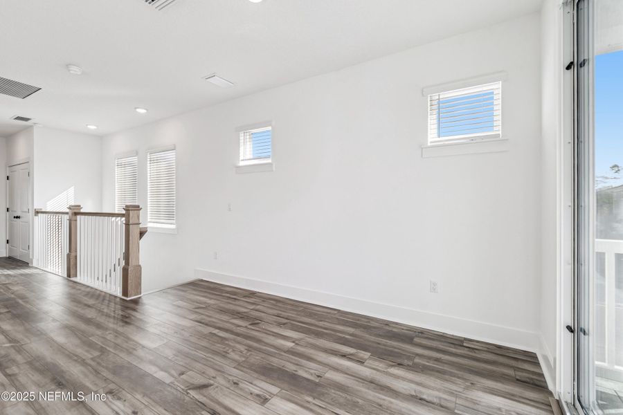 Spacious, unfurnished interior of a new home in Kettering at eTown - Traditional Collection, Jacksonville (Image 14).