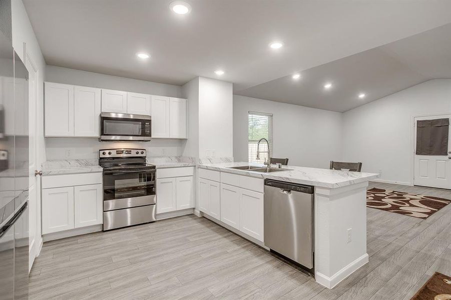Furnished interior view inside a new home in Tolar Oaks, Tolar (Image 4).
