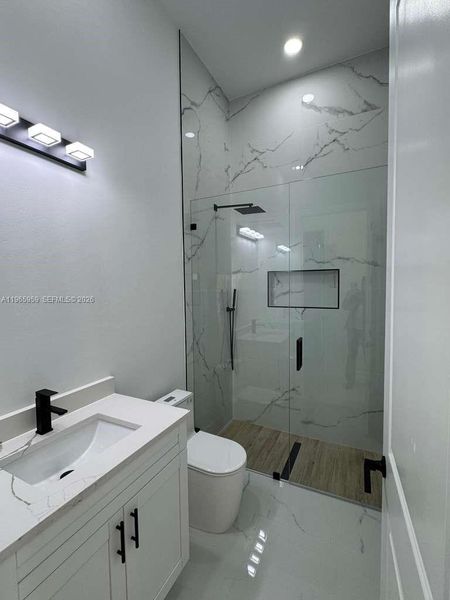 Furnished interior view inside a new home in , Cape Coral (Image 7).