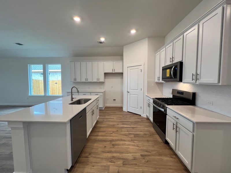 Furnished interior view inside a new home in Rosenbusch Ranch, Leander (Image 7).
