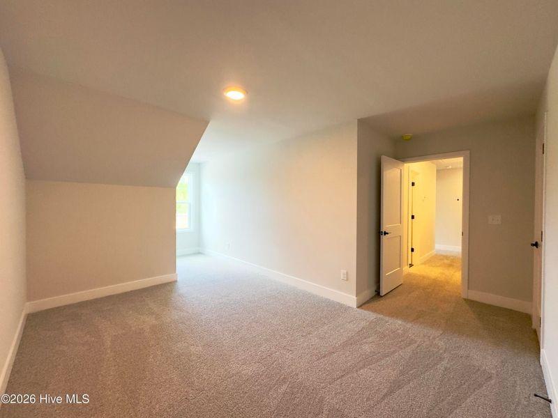 Spacious, unfurnished interior of a new home in Autumn Trail, Bolivia (Image 23).