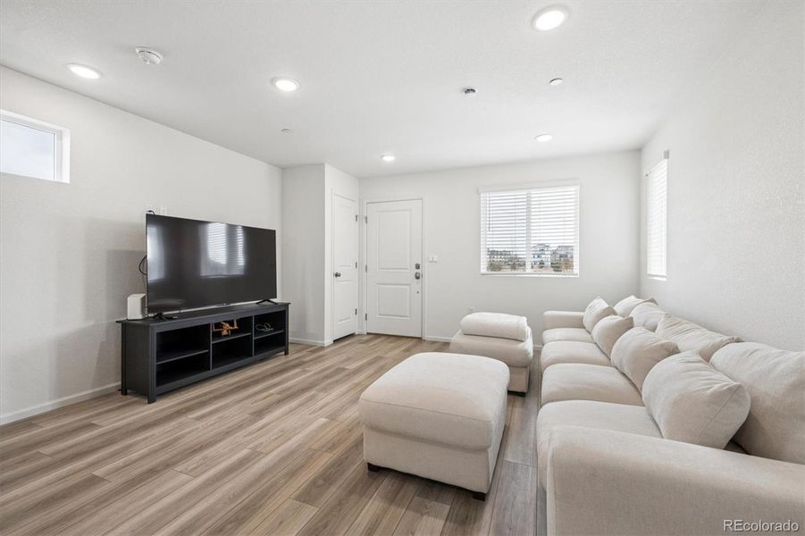 Furnished interior view inside a new home in Reunion, Commerce City (Image 7).