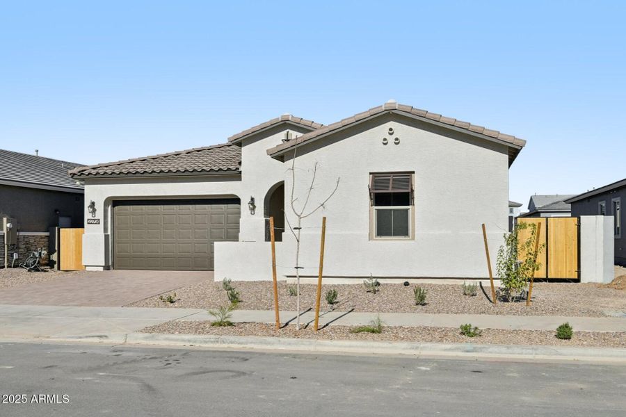 2-web-or-mls-E Stirrup St-S1212-001 2-web-or-mls-E Stirrup St-S1212-001