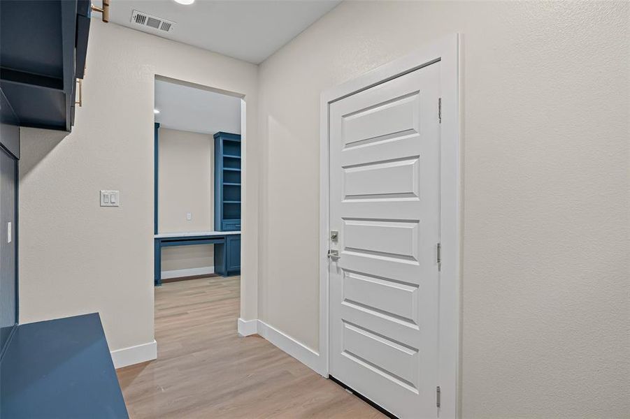 Spacious, unfurnished interior of a new home in , Granbury (Image 33).