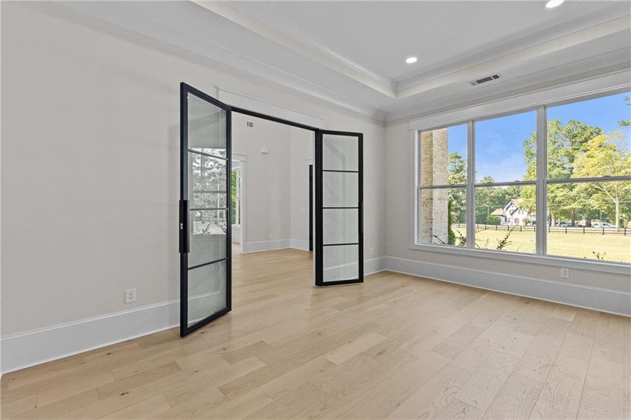 Spacious, unfurnished interior of a new home in , Monroe (Image 26).