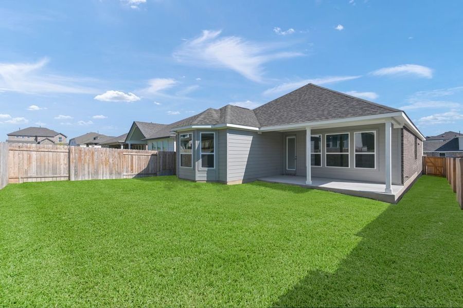 Exterior details and patio area of a home in Nolina 45s, Georgetown (Image 4).