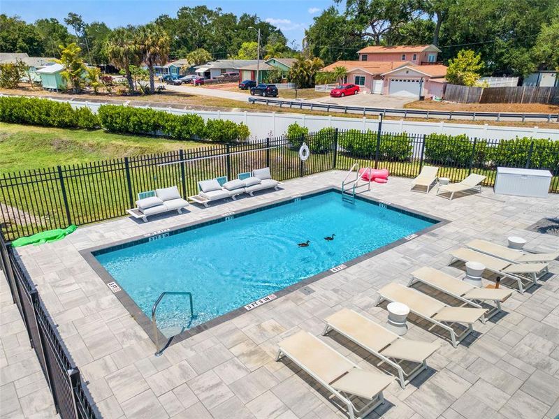 Community amenities in , Pinellas Park (Image 25).