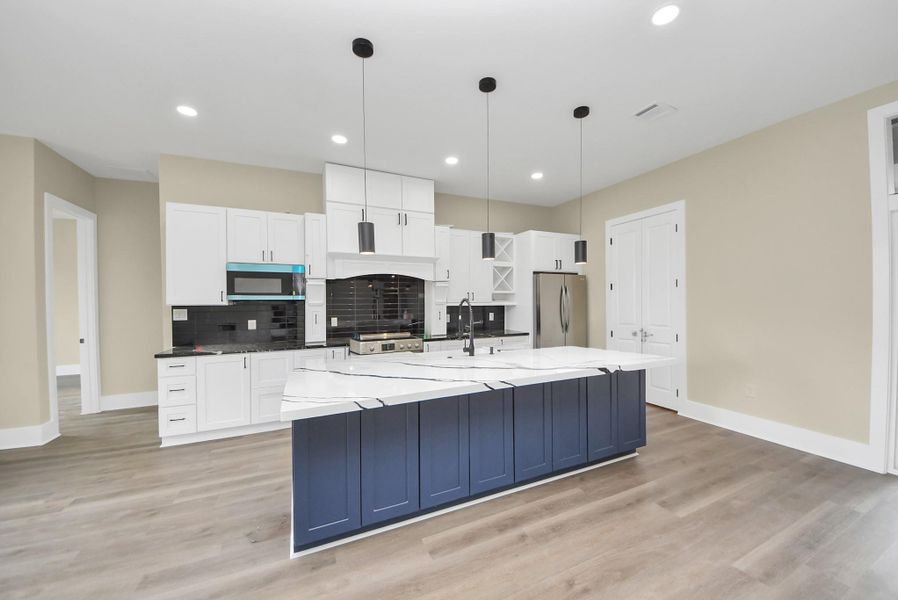 Furnished interior view inside a new home in , Arcola (Image 12).