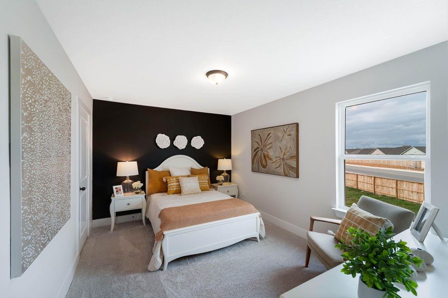 Furnished interior view inside a new home in Steed Landing, Texas City (Image 16).