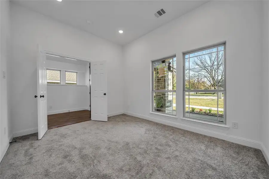 Spacious, unfurnished interior of a new home in , Terrell (Image 19).