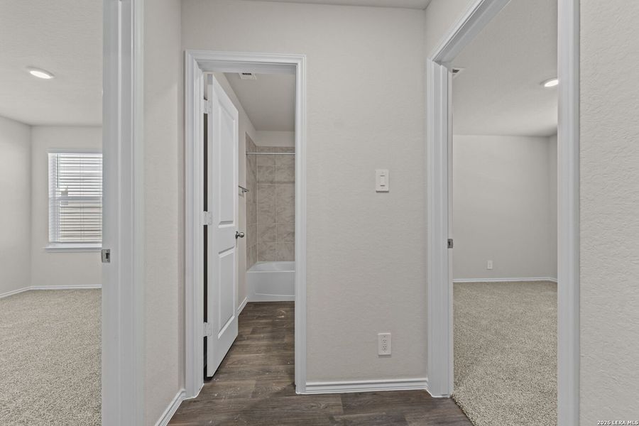 Spacious, unfurnished interior of a new home in Redbird Ranch, San Antonio (Image 10). Spacious, unfurnished interior of a new home in Redbird Ranch, San Antonio (Image 10).