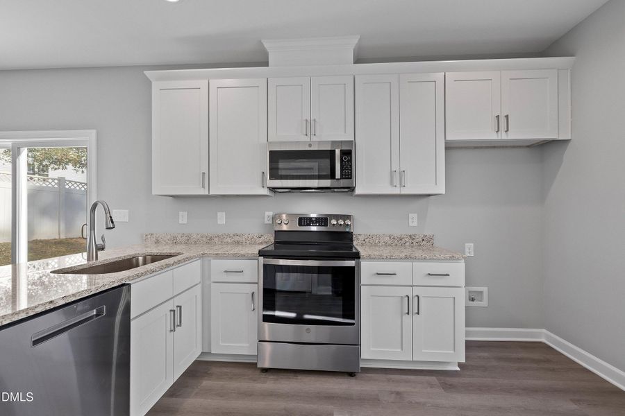 16-1808 Falls Landing_7100