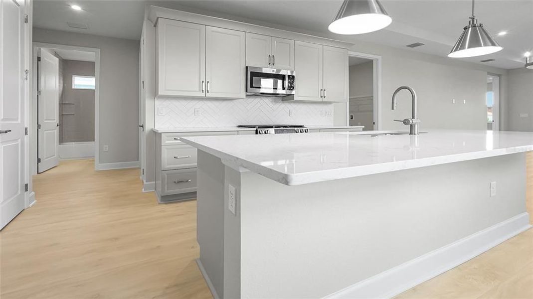 Furnished interior view inside a new home in Cresswind at Lake Harris, Tavares (Image 8). Furnished interior view inside a new home in Cresswind at Lake Harris, Tavares (Image 8).