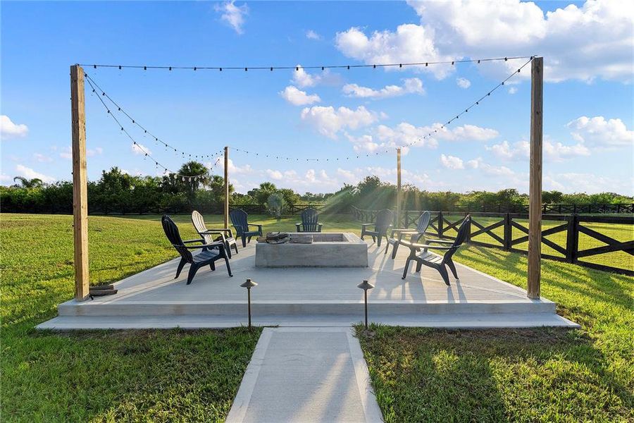 Community amenities in , Oviedo (Image 61). Community amenities in , Oviedo (Image 61).