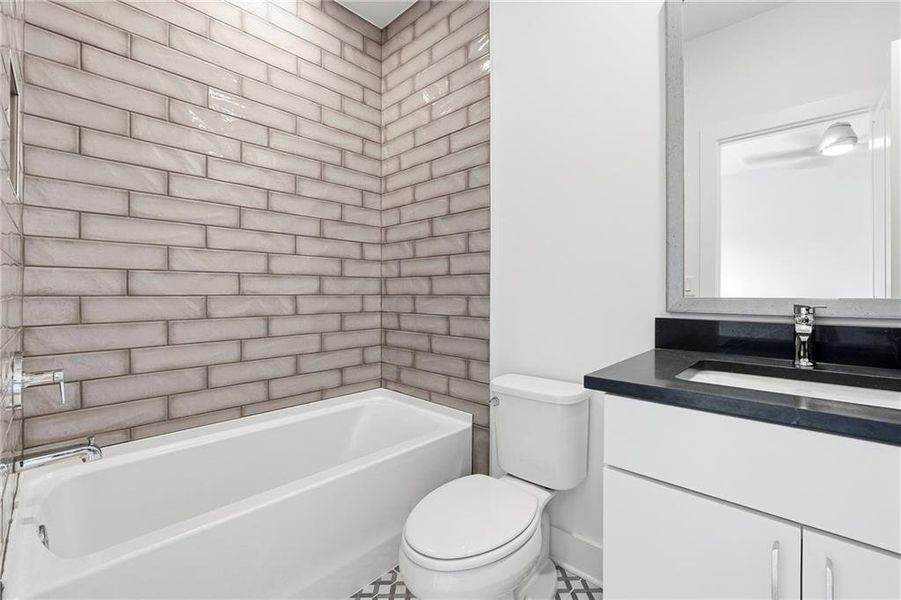 Image 82 of a home in .