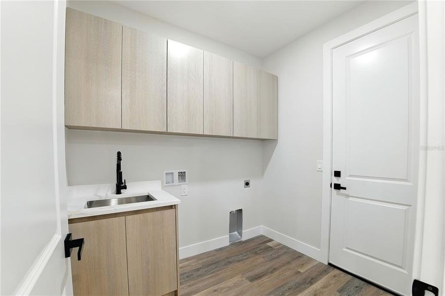 Furnished interior view inside a new home in , Tampa (Image 13).