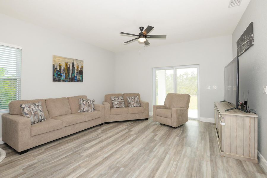 Furnished interior view inside a new home in , Sebring (Image 11).