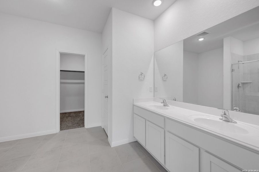 Furnished interior view inside a new home in Greenspoint Heights, Seguin (Image 9).