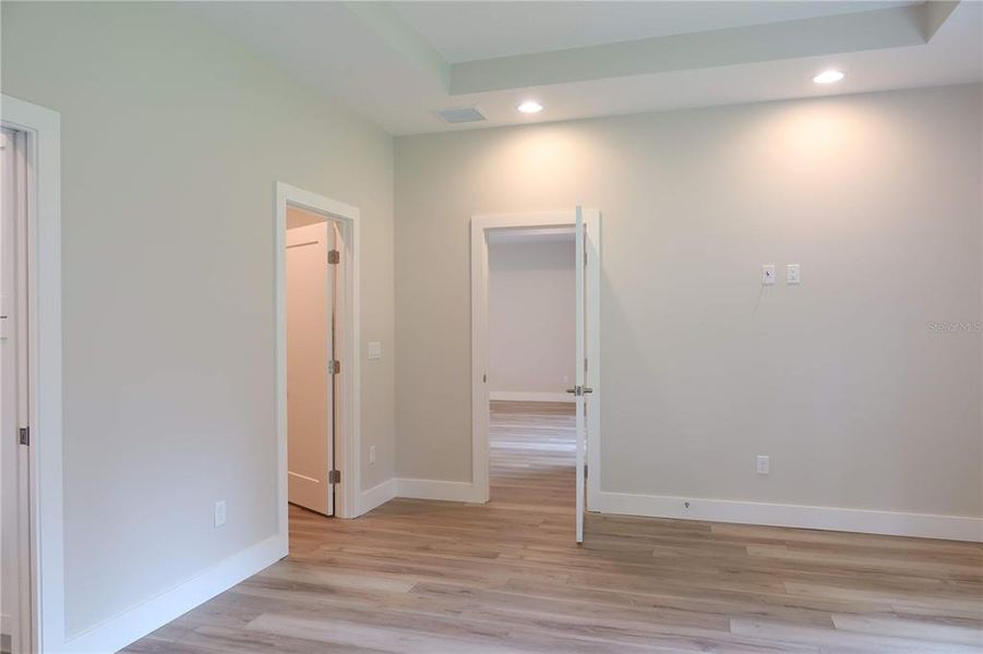 Spacious, unfurnished interior of a new home in , Lake Helen (Image 32).