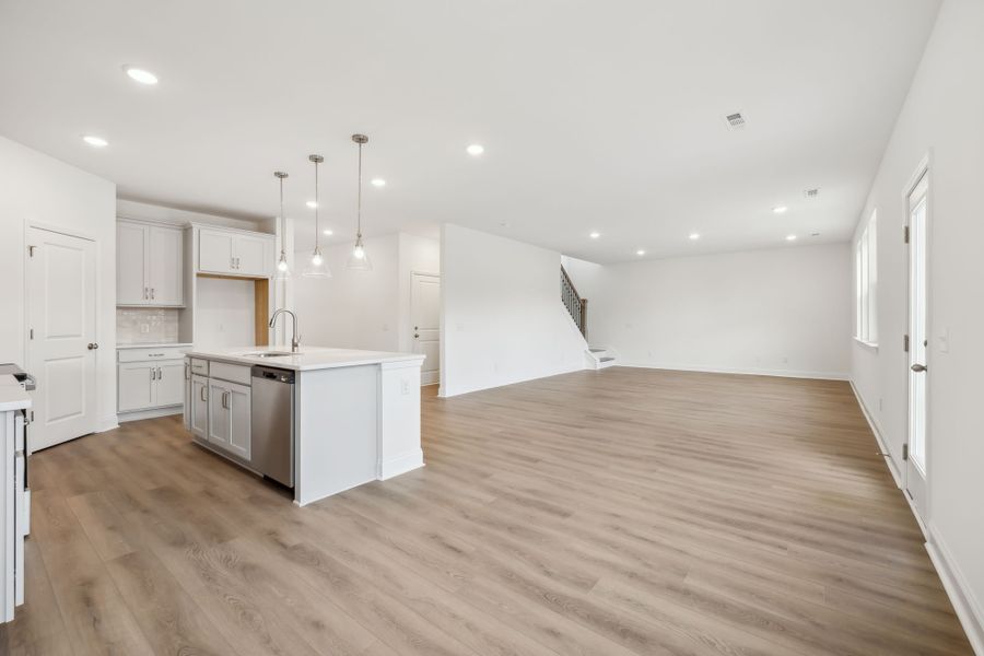 Image 43 of a home in Willow Landing.