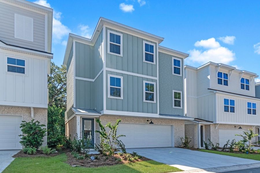 Hilton Head Island, SC New Home.  - Slide 3