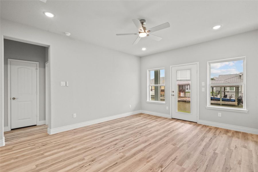 Spacious, unfurnished interior of a new home in , Texas City (Image 12). Spacious, unfurnished interior of a new home in , Texas City (Image 12).