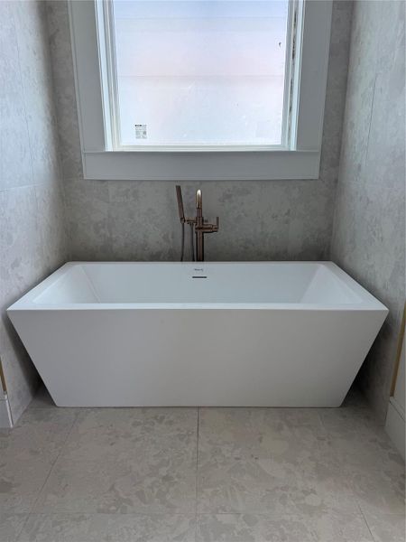 Close-up of interior finishes inside a home in , Galveston (Image 7).