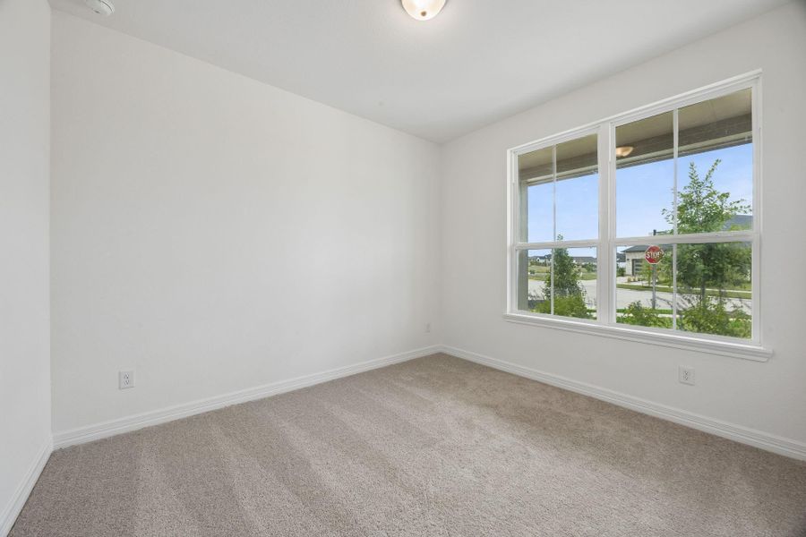 Spacious, unfurnished interior of a new home in Austin Point, Richmond (Image 13).