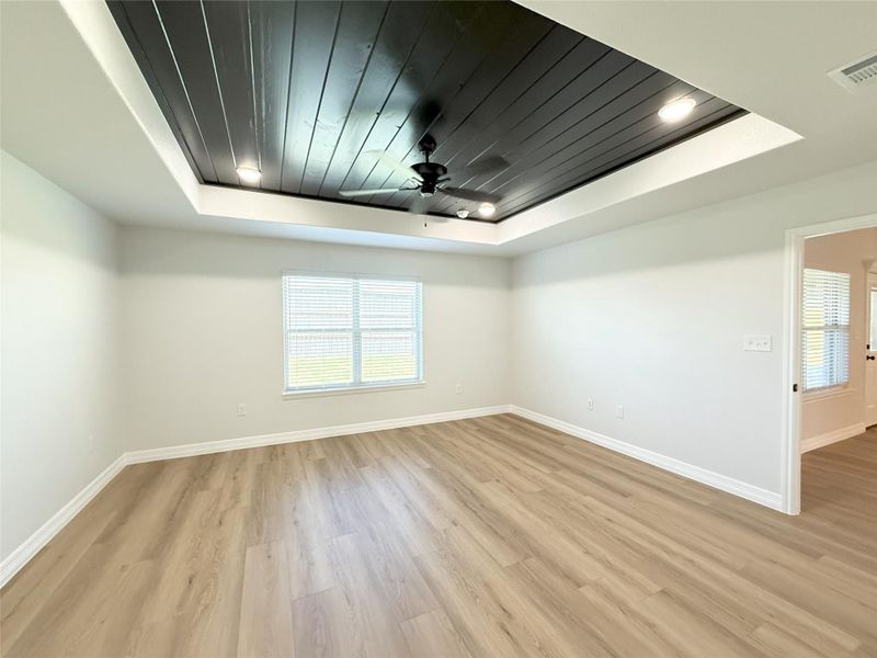 Spacious, unfurnished interior of a new home in , Belton (Image 14).