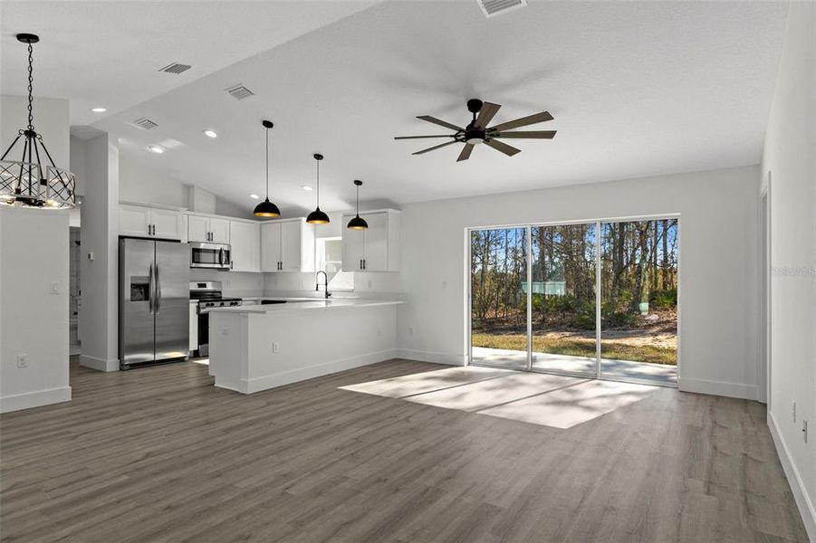 Spacious, unfurnished interior of a new home in , Brooksville (Image 28).