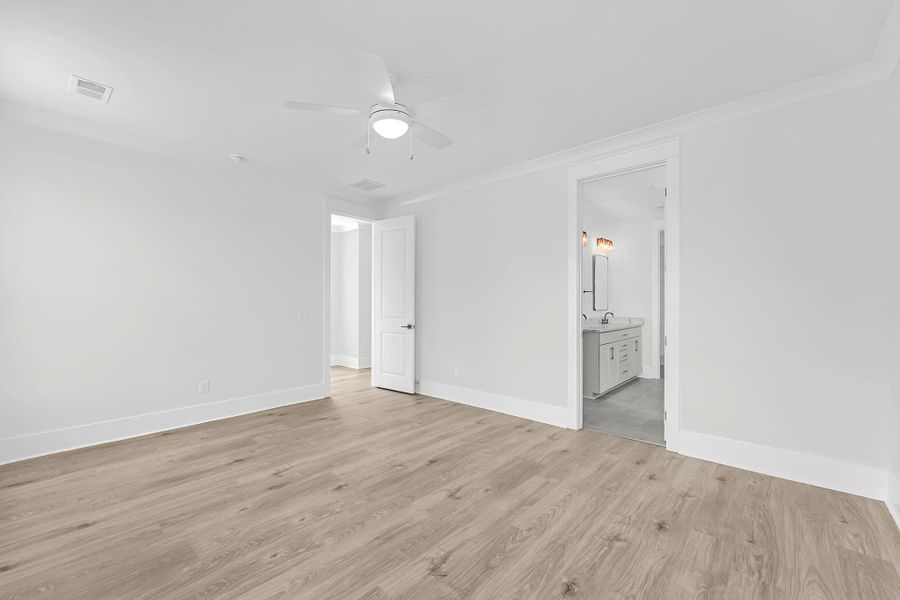 Spacious, unfurnished interior of a new home in Miller's Crossing, Johns Island (Image 39). Spacious, unfurnished interior of a new home in Miller's Crossing, Johns Island (Image 39).