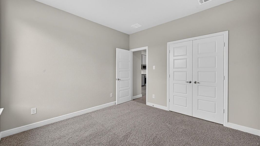 Spacious, unfurnished interior of a new home in Treeline, Justin (Image 21). Spacious, unfurnished interior of a new home in Treeline, Justin (Image 21).