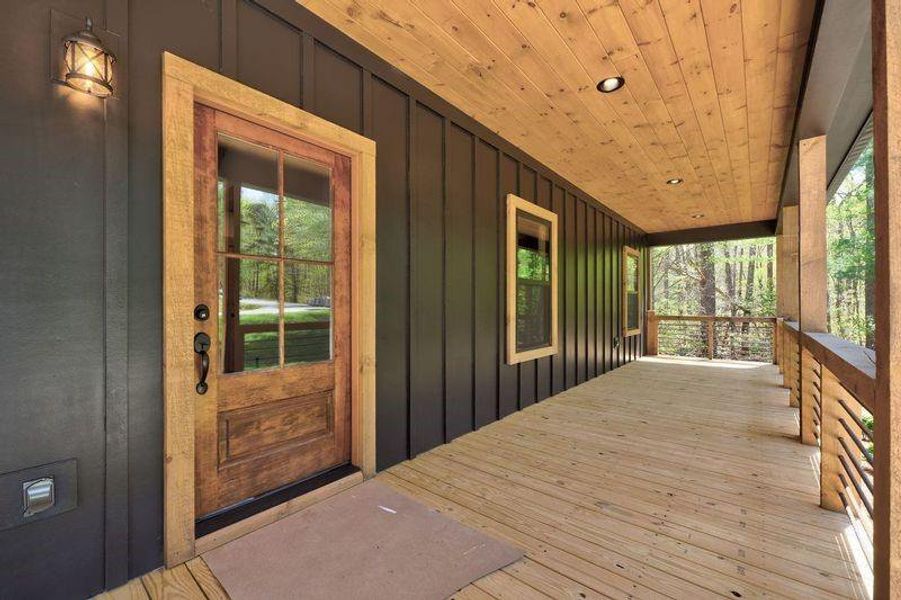Exterior details and patio area of a home in , Ellijay (Image 20).
