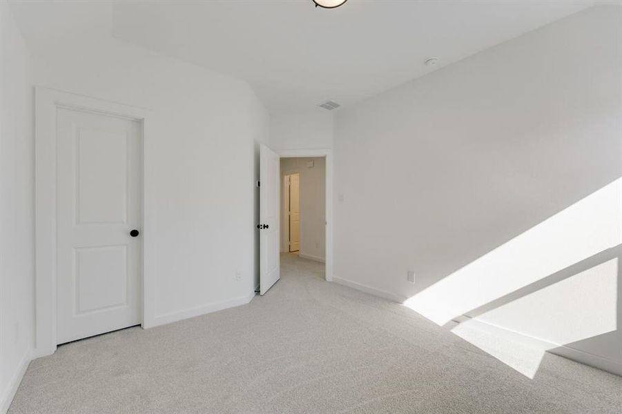 Spacious, unfurnished interior of a new home in BridgeWater, Midlothian (Image 24).