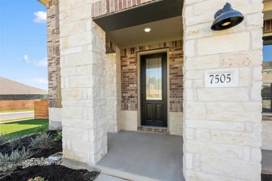 Representative images and renderings are for illustrative purposes. Actual structural options and design finishes of home may vary.