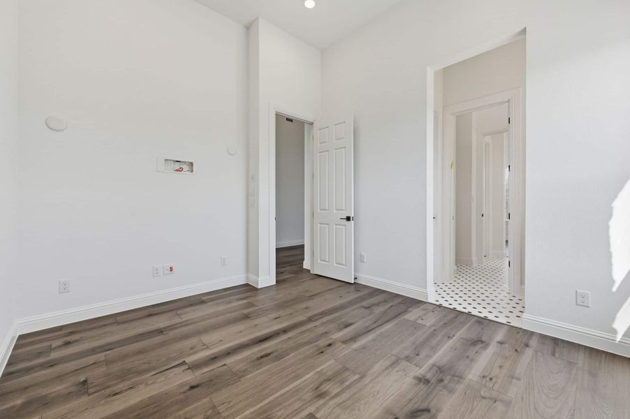 Spacious, unfurnished interior of a new home in Heights at San Gabriel, Georgetown (Image 27).