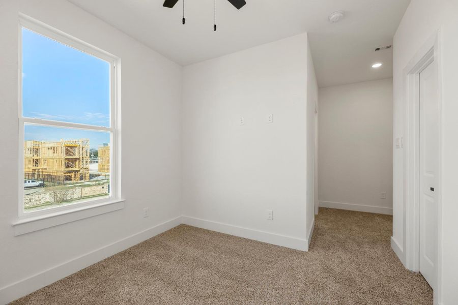 Spacious, unfurnished interior of a new home in , Houston (Image 19).