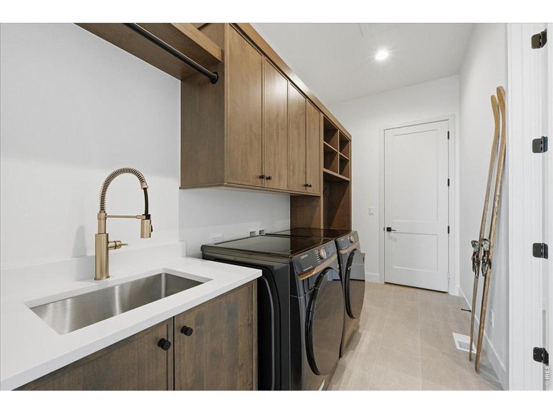 Furnished interior view inside a new home in , Windsor (Image 27).