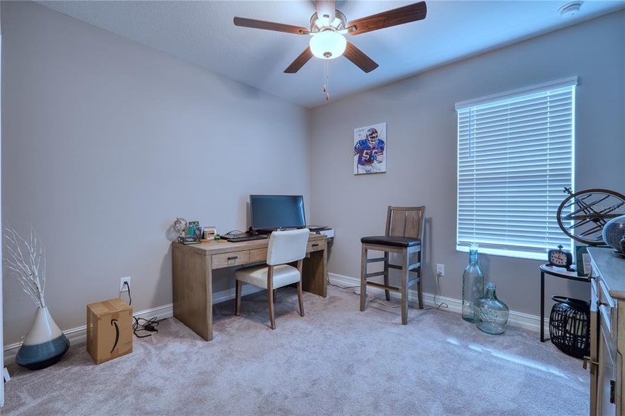 Furnished interior view inside a new home in Stonegate Preserve, Palmetto (Image 19). Furnished interior view inside a new home in Stonegate Preserve, Palmetto (Image 19).